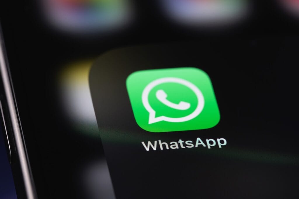 WhatsApp Appels Invités : Comment Participer à une Visioconférence Sans Compte 2 WhatsApp va permettre l'interopérabilité avec d'autres messageries - MyGrowthBox.com
