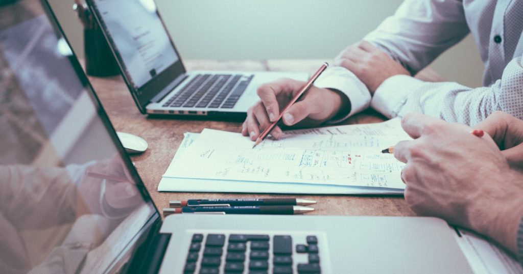 Analyse de données et intelligence artificielle documentaire pour l'entreprise - MyGrowthBox