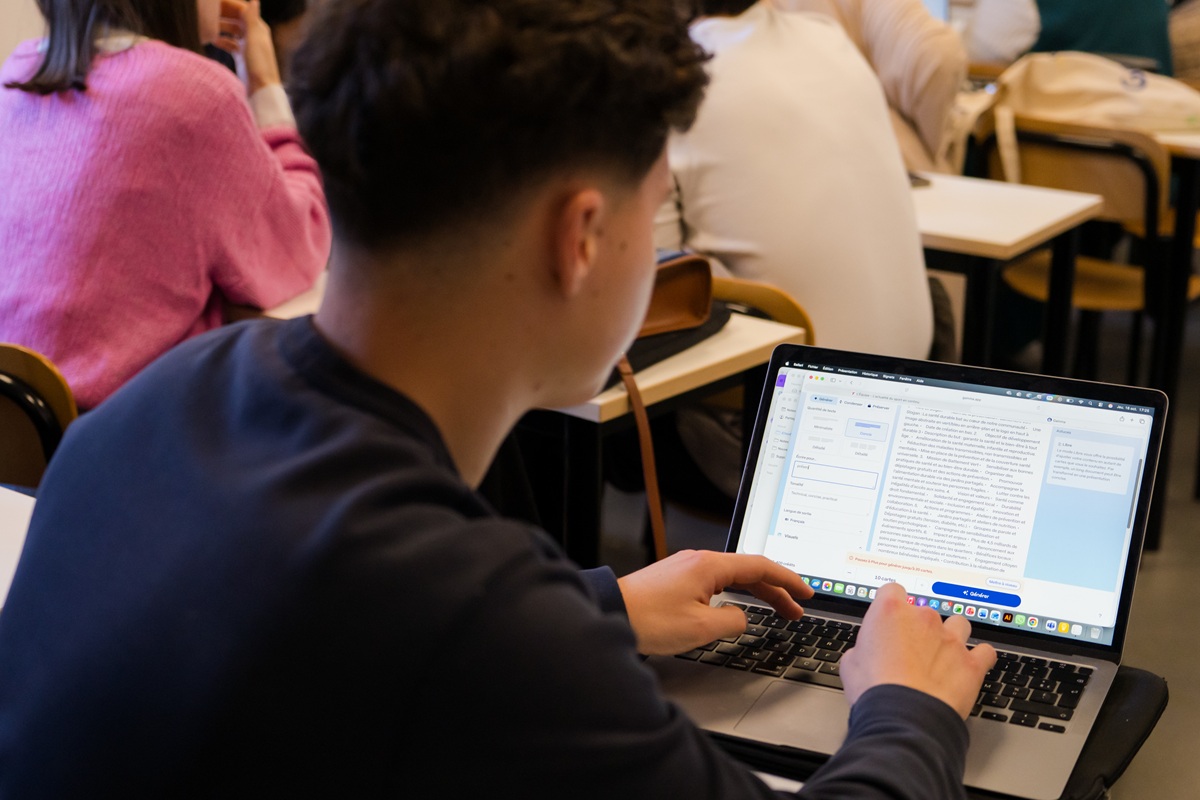 Profils hybrides et compétences en IA et data pour le marketing - MyGrowthBox